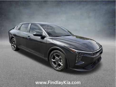 Certified 2025 Kia K4 LXS image 2
