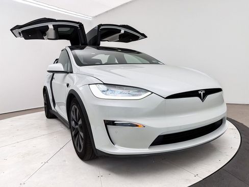 Used 2022 Tesla Model X Plaid AWD/4WD image 11