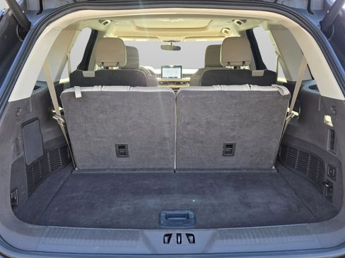 Used 2024 Lincoln Aviator Reserve w/ Elements Package Plus image 55