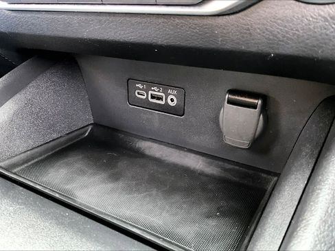 Used 2025 Nissan Altima 2.5 SV FWD image 36