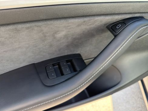 Used 2023 Tesla Model 3 Standard Range RWD image 30