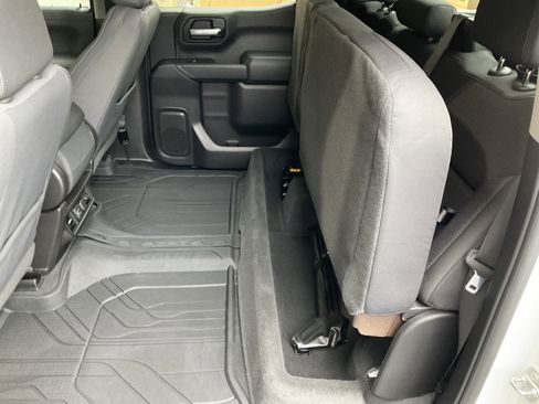 Used 2019 Chevrolet Silverado 1500 LT w/ All-Star Edition image 40