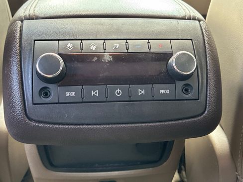 Used 2015 GMC Acadia Denali AWD/4WD image 19