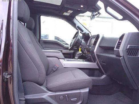 Used 2019 Ford F150 XLT w/ Equipment Group 302A Luxury AWD/4WD image 9