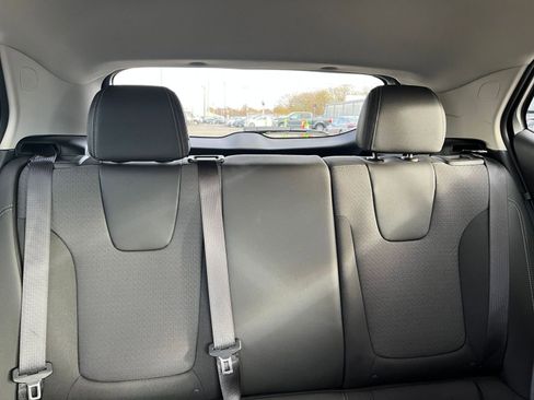 Used 2025 Buick Encore GX Preferred image 37