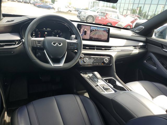 Certified 2026 INFINITI QX60 Sport w/ Dark Cargo Package AWD/4WD image 9