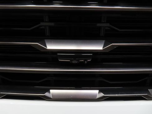 Used 2024 GMC Sierra 2500 AT4X image 58