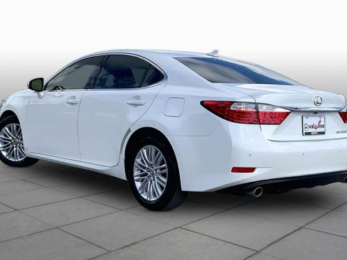 Used 2014 Lexus ES 350 w/ Luxury Package FWD image 12