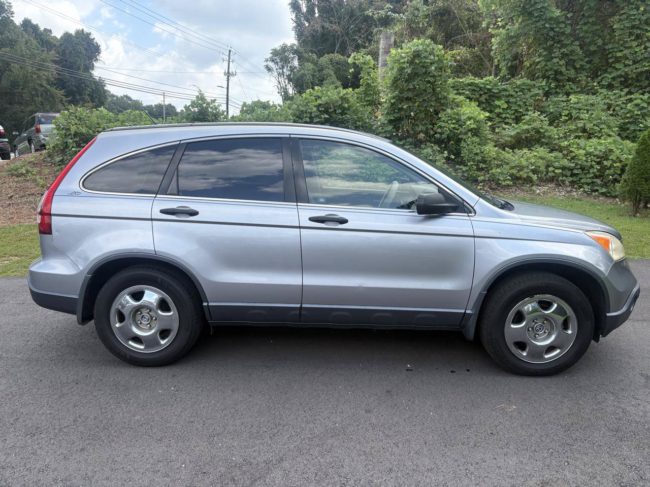 Used 2007 Honda CR-V LX image 2