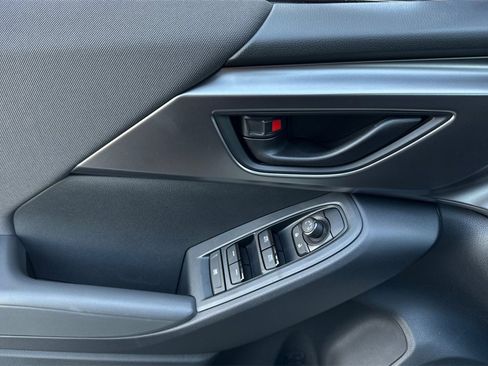 Certified 2025 Subaru Impreza 2.0i image 11