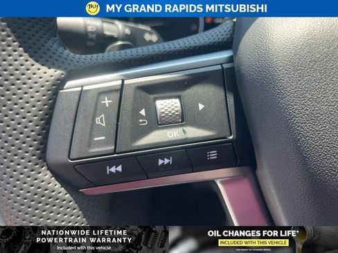 New 2026 Mitsubishi Outlander AWD image 14