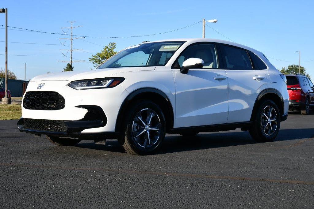 Used 2025 Honda HR-V EX-L image 3