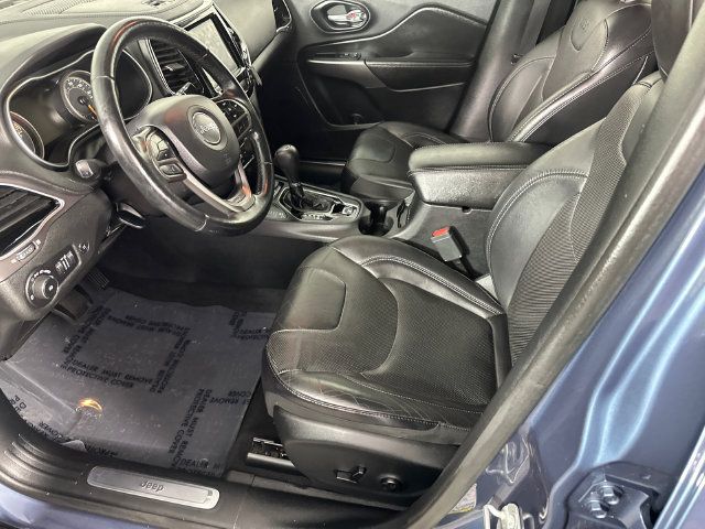 Used 2019 Jeep Cherokee Limited AWD/4WD image 4