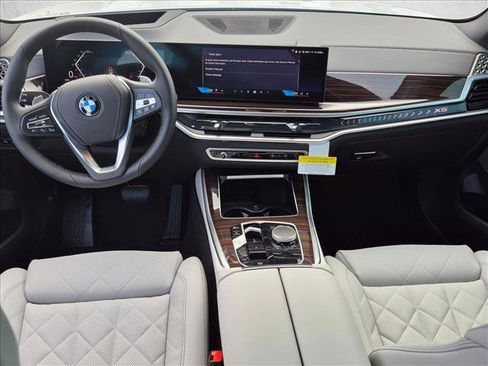 New 2026 BMW X5 xDrive40i w/ Climate Comfort Package AWD/4WD image 14