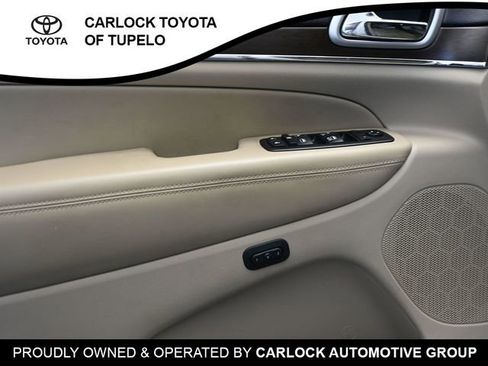 Used 2018 Jeep Grand Cherokee Limited image 20