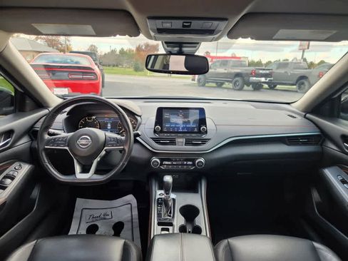 Used 2022 Nissan Altima 2.5 SR image 16