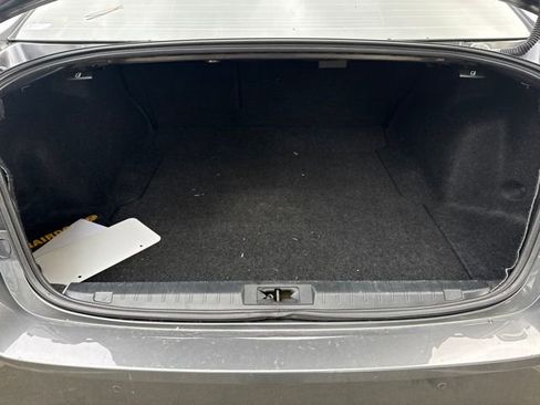 Used 2018 Subaru Legacy 3.6R Limited image 15