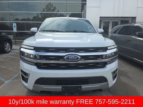 Used 2022 Ford Expedition Limited image 3