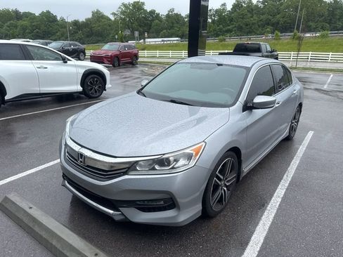 Used 2016 Honda Accord Sport image 23