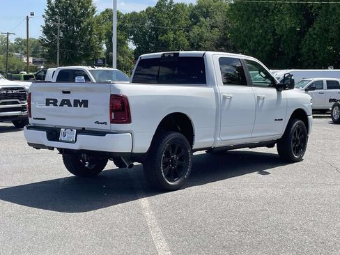 New 2026 RAM 2500 Laramie AWD/4WD image 7