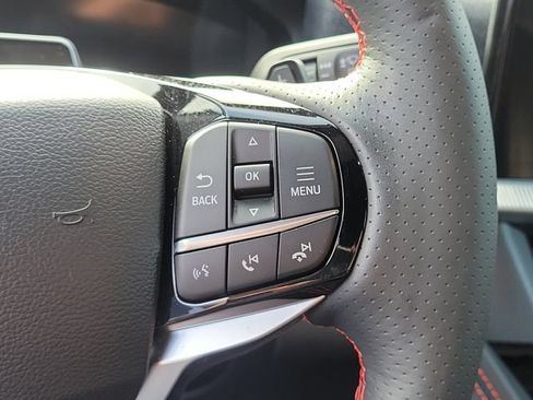 Used 2025 Ford Explorer ST AWD/4WD image 19