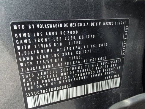 Used 2025 Volkswagen Taos SE AWD/4WD image 35