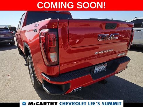 Used 2021 GMC Sierra 1500 Elevation w/ X31 Off-Road Package AWD/4WD image 3