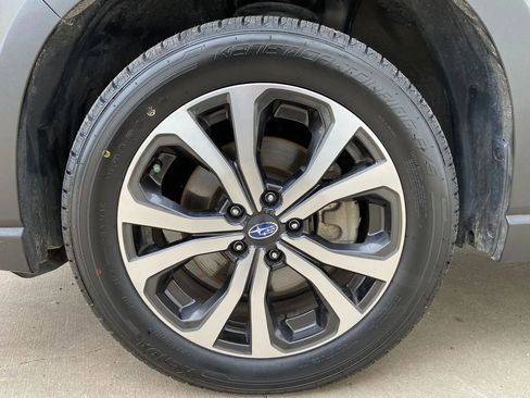 Used 2023 Subaru Forester Limited image 8