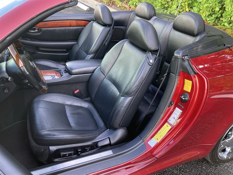 Used 2006 Lexus SC 430 Convertible w/ Preferred Accessory Pkg RWD image 15