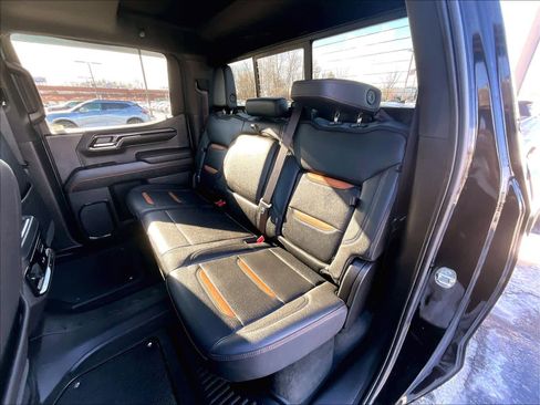 Used 2023 GMC Sierra 1500 AT4 w/ Technology Package image 14