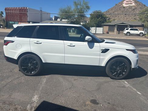 Used 2019 Land Rover Range Rover Sport HSE image 5