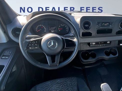 Used 2021 Mercedes-Benz Sprinter 2500 w/ Driver Convenience Package image 9