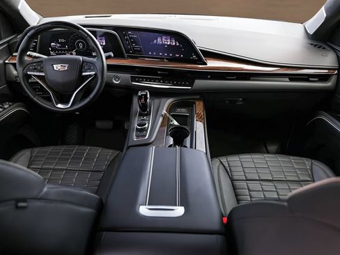 Certified 2024 Cadillac Escalade Sport Platinum w/ LPO, ONYX Package AWD/4WD image 26