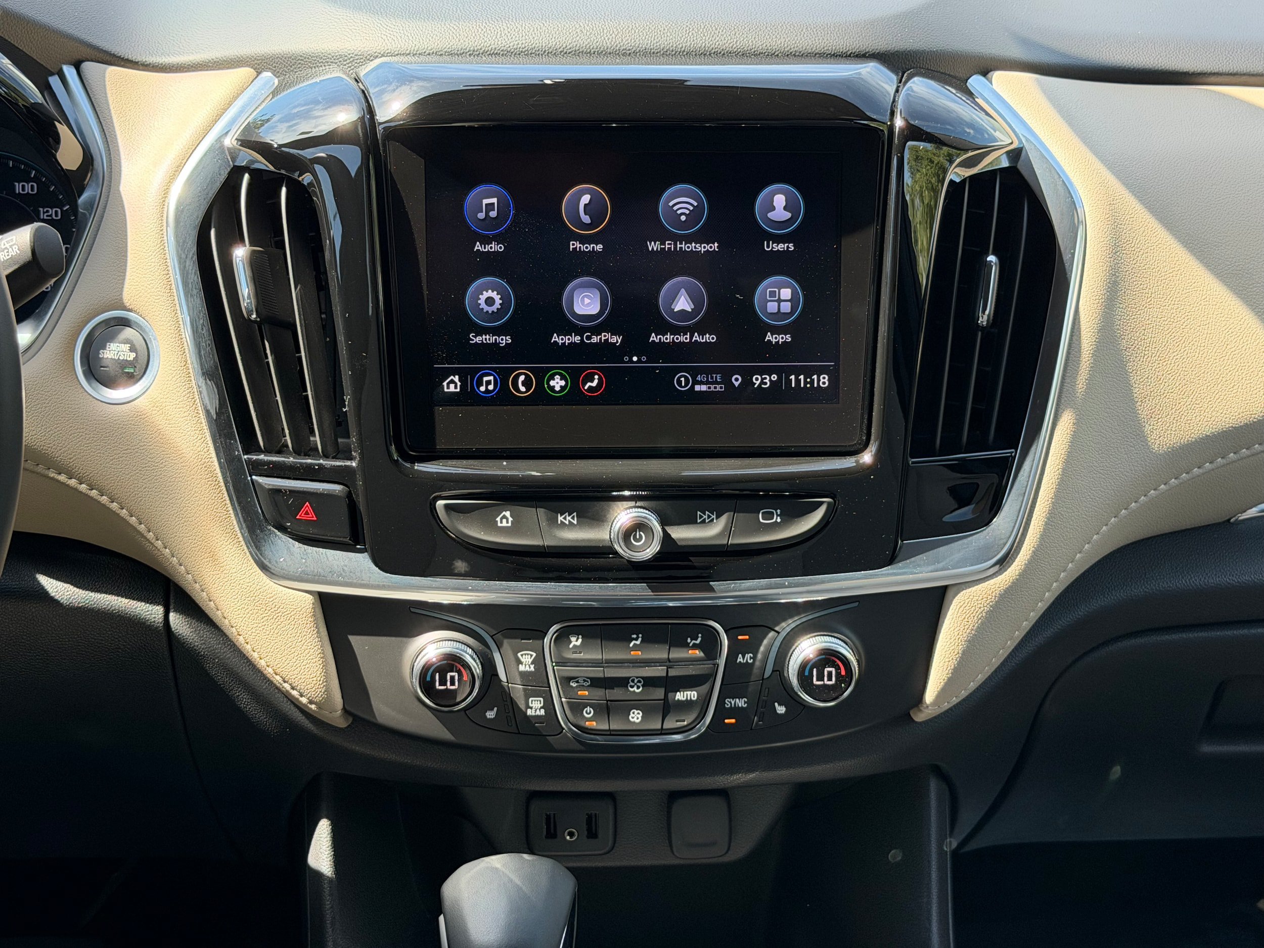 Used 2023 Chevrolet Traverse LT FWD image 15