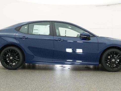 New 2026 Toyota Camry SE FWD image 27