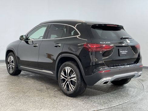 Certified 2025 Mercedes-Benz GLA 250 image 3