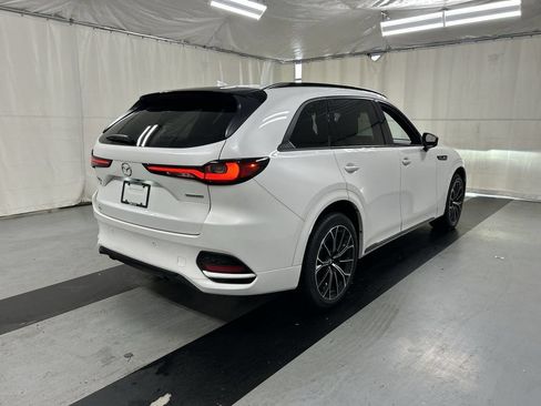 Certified 2025 MAZDA CX-70 3.3 Turbo S w/ Premium Package AWD/4WD image 2