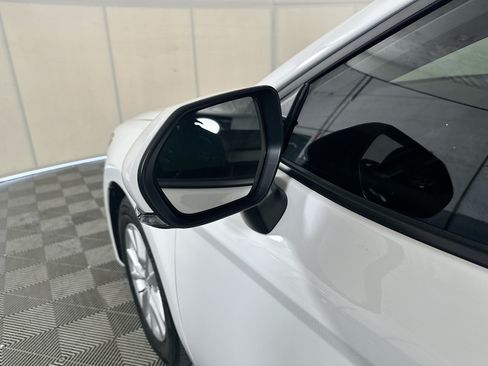 Used 2025 Toyota Camry LE w/ Convenience Package FWD image 10