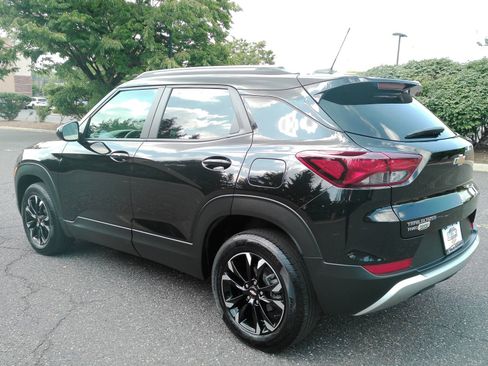 Certified 2023 Chevrolet TrailBlazer LT AWD/4WD image 28
