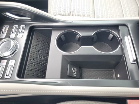 New 2026 Lincoln Nautilus Reserve w/ Jet Appearance Package image 27