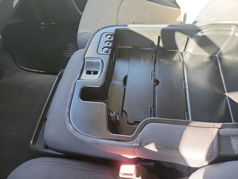 Used 2010 Dodge Ram 2500 Truck SLT image 27