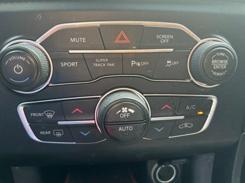 Used 2022 Dodge Charger R/T w/ Plus Group RWD image 22