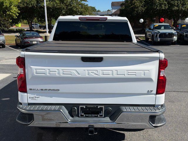 Used 2021 Chevrolet Silverado 1500 LT RWD image 4