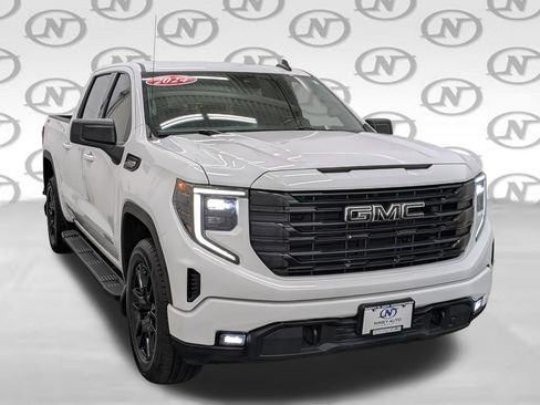 Used 2024 GMC Sierra 1500 Elevation AWD/4WD image 22