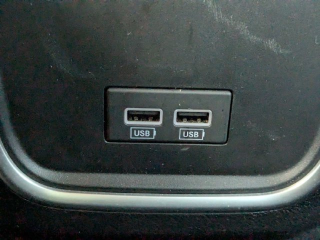 Used 2023 Dodge Charger SXT RWD image 13