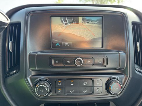 Used 2017 Chevrolet Silverado 1500 W/T AWD/4WD image 18