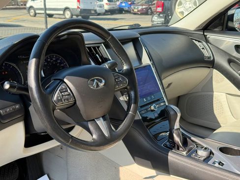 Used 2014 INFINITI Q50 2.0t w/ Moonroof Package image 19