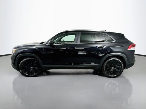 Used 2025 Volkswagen Atlas Cross Sport SE AWD/4WD image 4