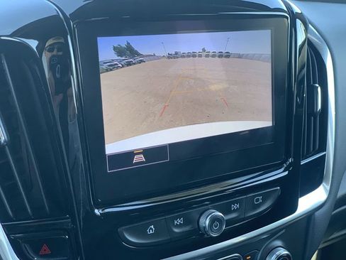 Certified 2023 Chevrolet Traverse LT FWD image 13
