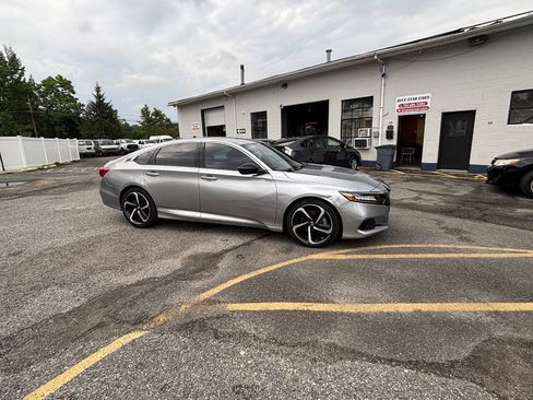 Used 2021 Honda Accord Sport image 7